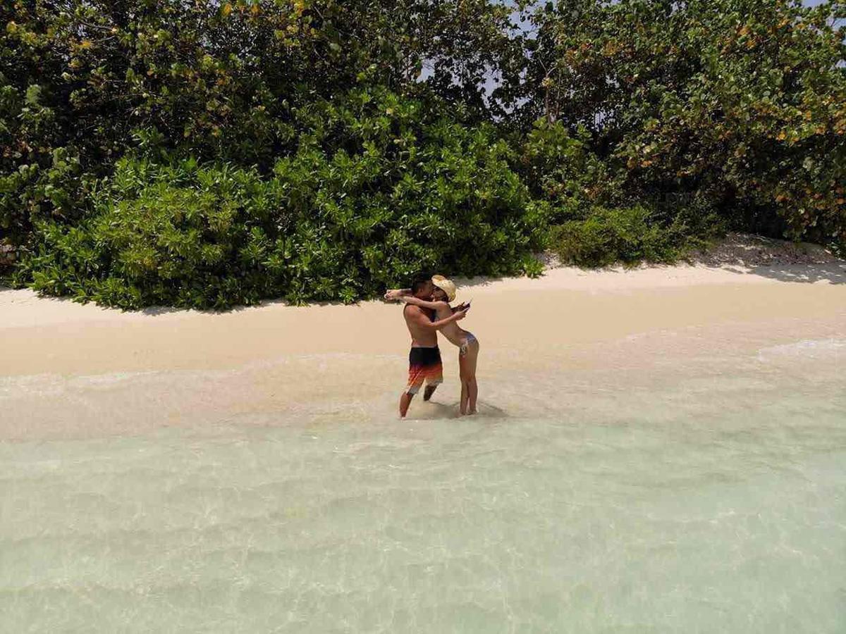 Surfretreat Hotell Bodufolhudhoo Eksteriør bilde